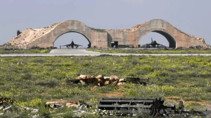 إيران تنقل أسلحة لسوريا في طائ...