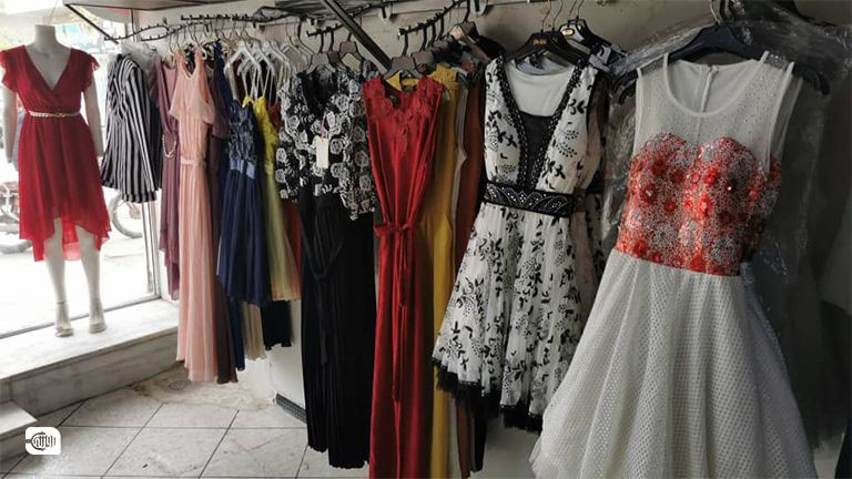 تراجع في تصدير اﻷلبسة السورية...