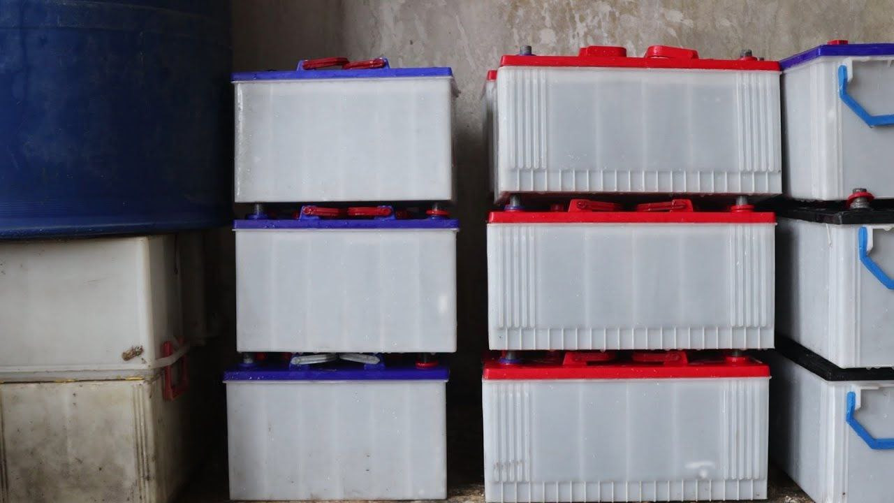 الأسد يمنح إيران معمل البطاريا...