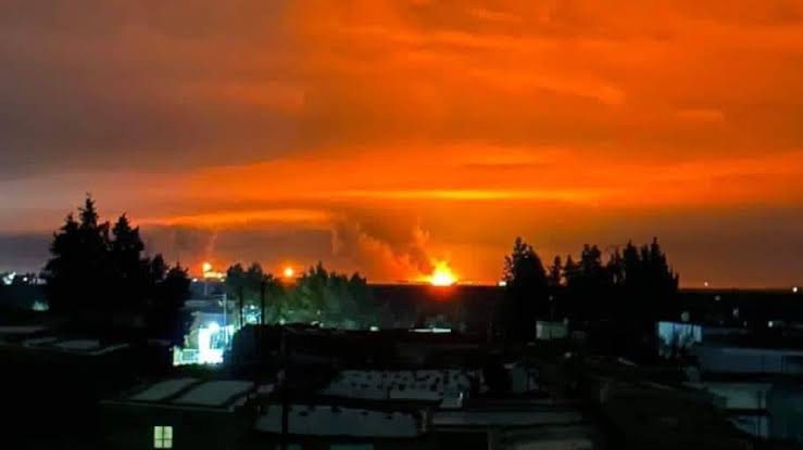 الطائرات التركية تستهدف مواقع...