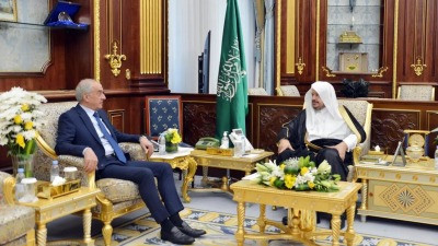 سفير النظام يلتقي مسؤولا سعودي...