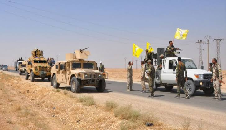 عناصر التنظيم يهاجمون عربة لقو...