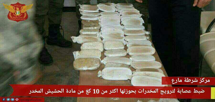 قوات الشرطة تقبض على عصابة مخد...