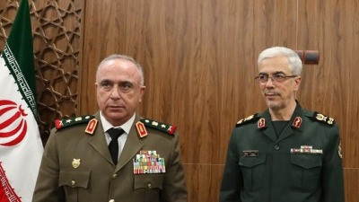 العربية الحدث: رئيس اركان جيش النظام زار إيران دون علم بشار الأسد 