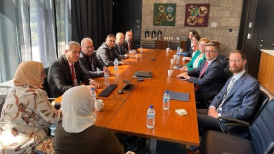 "التفاوض" السورية تجتمع بمعاون...