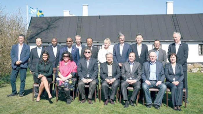 رهان على "خلوة السويد" بإقرار...