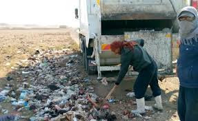 مسؤولو النظام يتجاهلون مطالب أ...