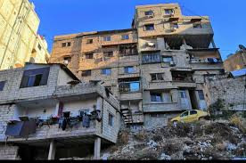 قاطنو العشوائيات في دمشق"روائح...