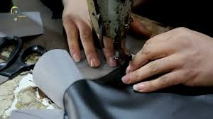 مطالبات بإعادة إحياء صناعة الأ...