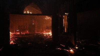 الدفاع المدني: حريق ملعب حلب م...