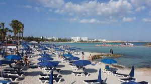 من النزوح إلى إعادة البناء: مب...