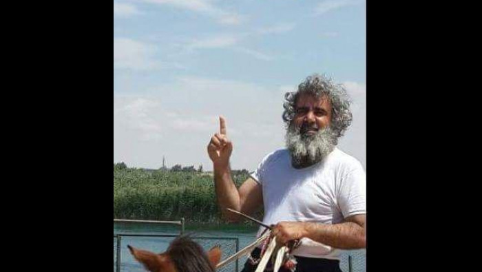 "قسد" تفرج عن قيادي بارز من "د...