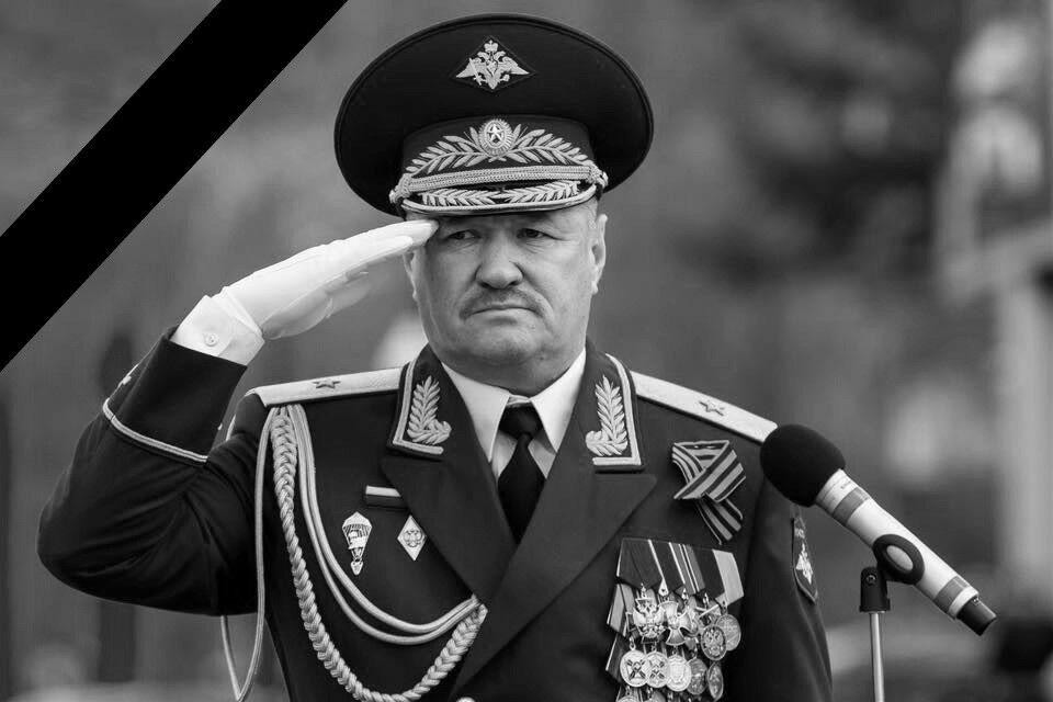 "حميميم" تتهم النظام بقتل قائد...