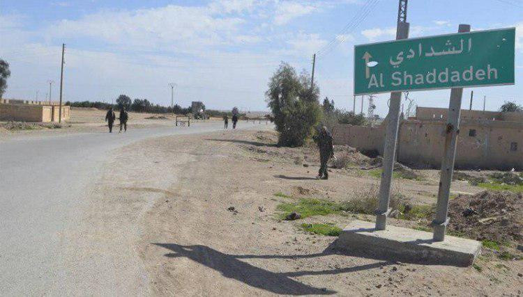 التحالف الدولي يقتل ثلاثة مدني...