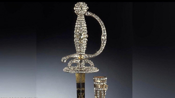 أقدم متحف في العالم يتعرض للسر...