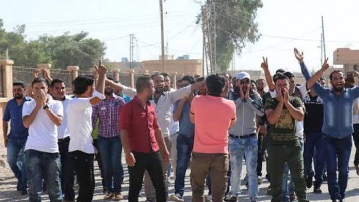 مظاهرة غربي دير الزور تندد بفس...