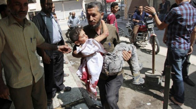 قوات النظام تقصف بالصواريخ الب...