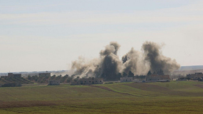 ستة أطفال وسيدة ضحايا قصف روسي...