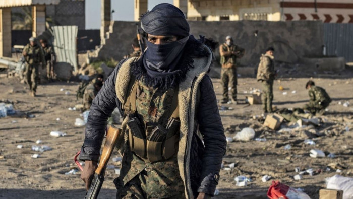 هجمات جديدة تستهدف مواقع النظا...