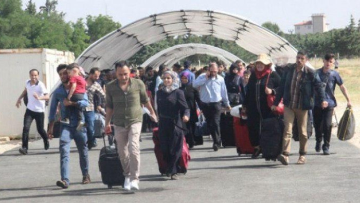 أكثر من 20 ألف سوري دخلوا من م...