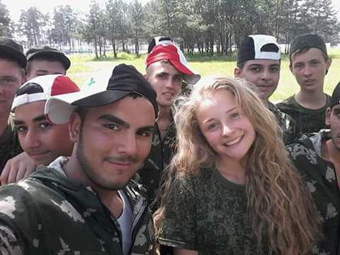 ضباط الأسد يخضعون لتدريبات روس...