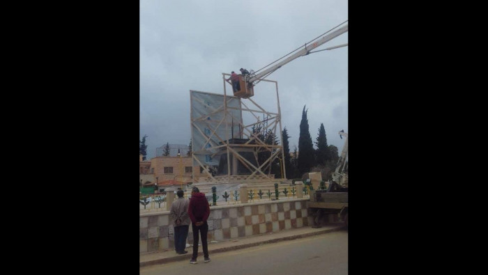 النظام و"حزب الله" يدفعان بتعز...