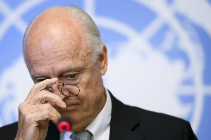 لم يُرضِ أحداً!.. "دي مستورا"...