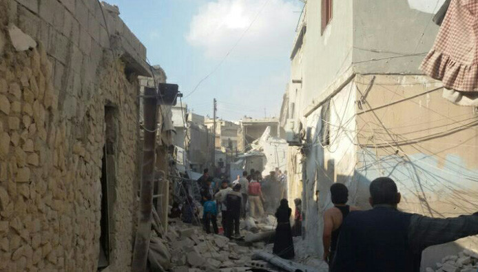 أربعة أطفال شهداء بقصف الطيران...