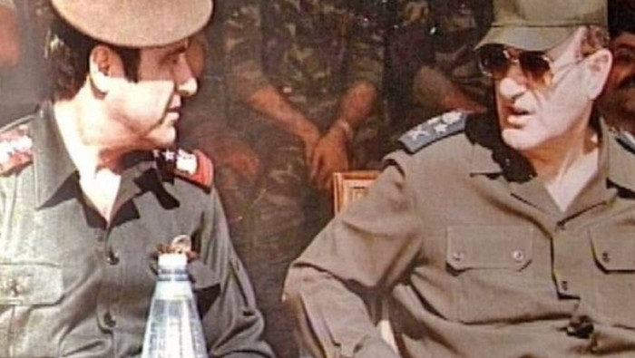 حرب كلامية بين أبناء رفعت الأس...