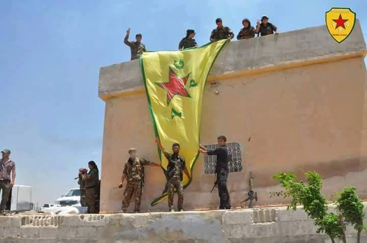 "الدولة" يسلم ست قرى لـ "قسد"...