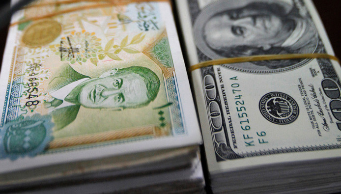 الليرة السورية تصل لأدنى مستوى...