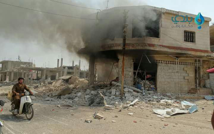 عشرات الغارات الجوية على ريف ح...