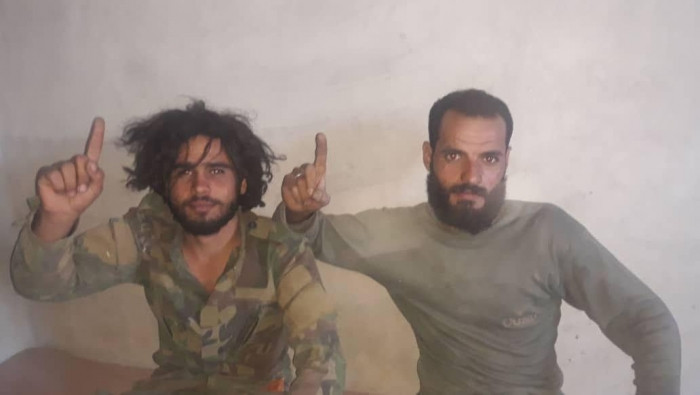 عودة اثنين من مقاتلي المعارضة...