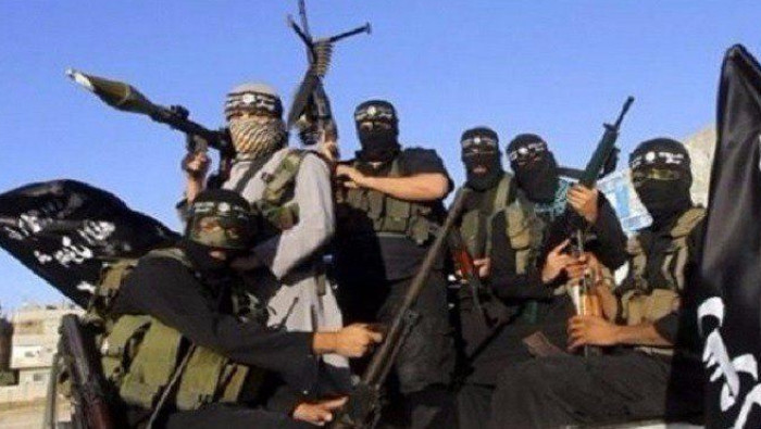 "داعش" يتقدم في ديرالزور ويقتر...