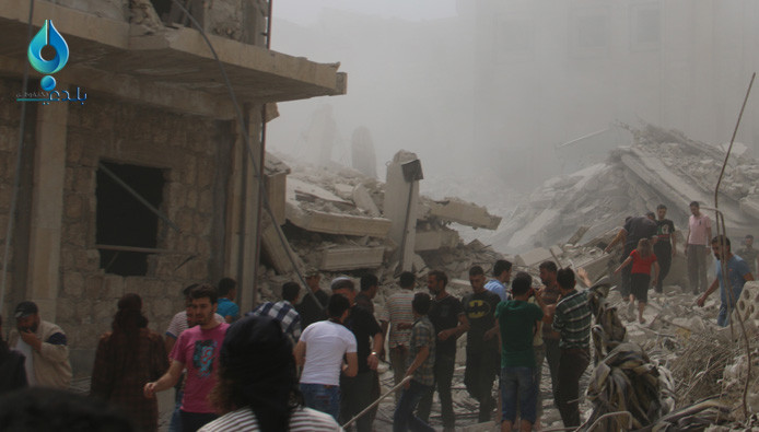 10 شهداء بينهم عائلة بصواريخ ف...