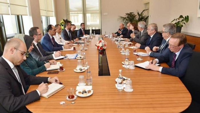 مبعوث بوتين يبحث الملف السوري...