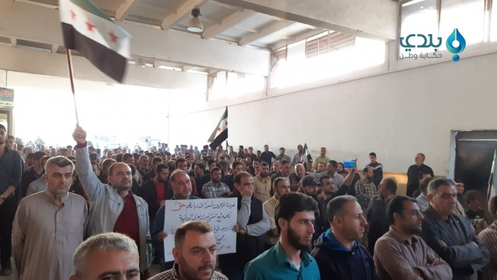 أهالي منغ وتل رفعت يطالبون باس...