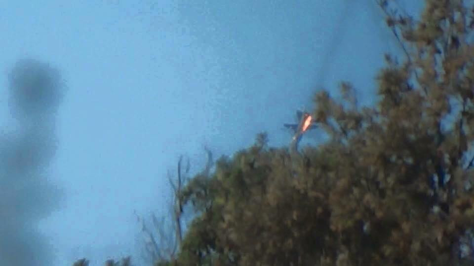 المقاتلات التركية تسقط طائرة س...