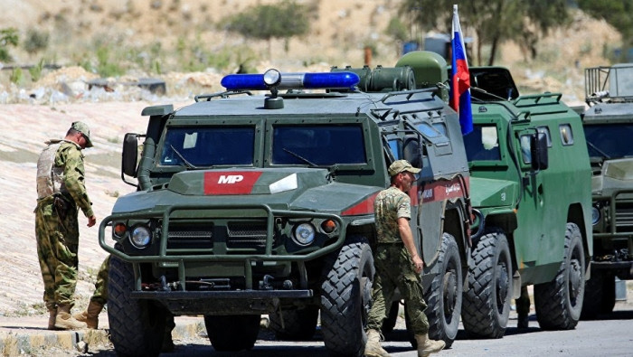 دوريات روسية لمنع التصادم بين...