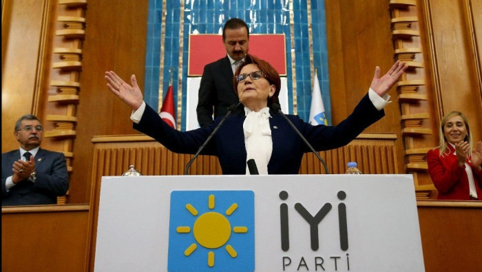 زعيمة حزب تركي معارض تطالب بعد...