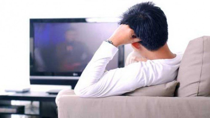 دراسة: الجلوس أمام التلفزيون 4...