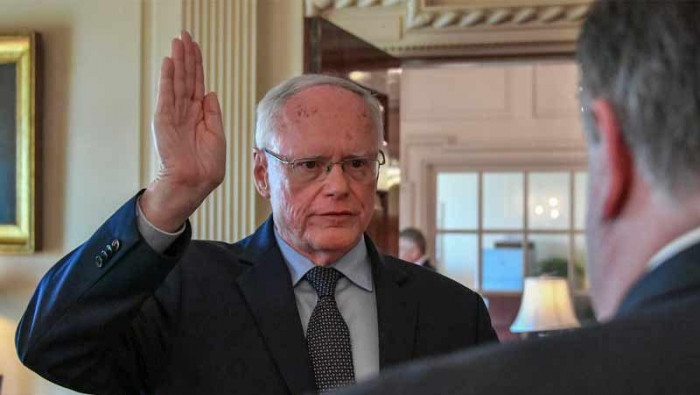 واشنطن تلوح بعقوبات مشددة على...