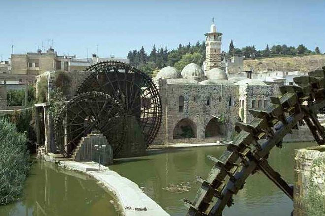 حماة.. "مستعمرة" يستبيحها "زعر...