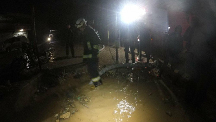 الدفاع المدني بحلب يرفع الجاهز...