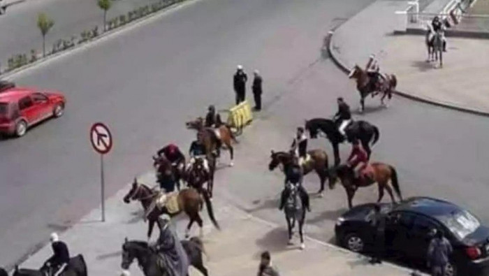 "حميميم" تسخر من معالجة نظام ا...