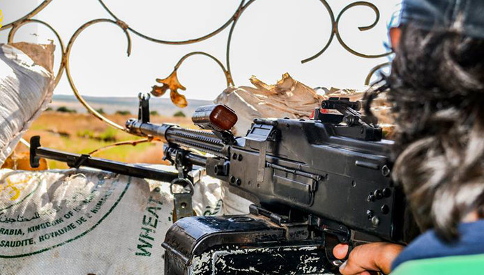 (الفتح) يحرر قرية بإدلب و(الإس...