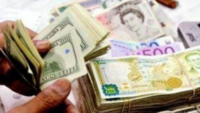 تحسن طفيف لليرة السورية أمام ا...