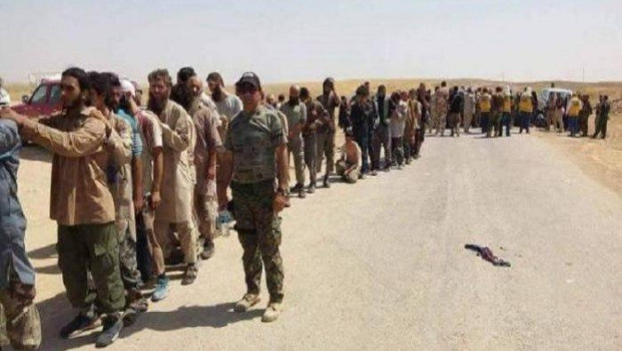 "قسد" تسلّم العراق 200 عنصر من...