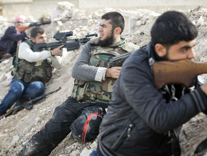 الثوار يقتلون خمسة من قوات الن...