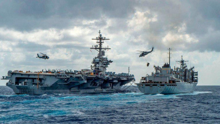 سيناتور أمريكي يهدد إيران بهزي...